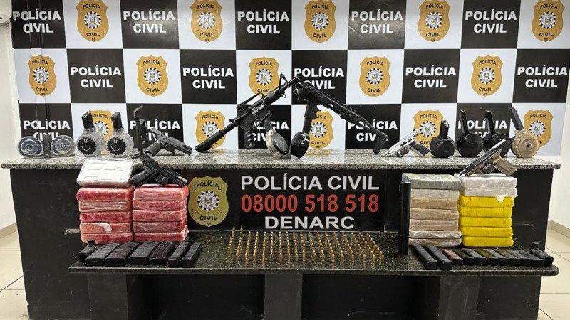 Pol Cia Civil Apreende Drogas E Armas De Fac O Criminosa De Porto