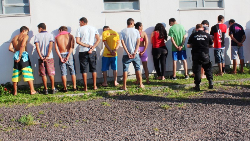 Desde o início da operação 20 pessoas foram presas e dois adolescentes apreendidos.