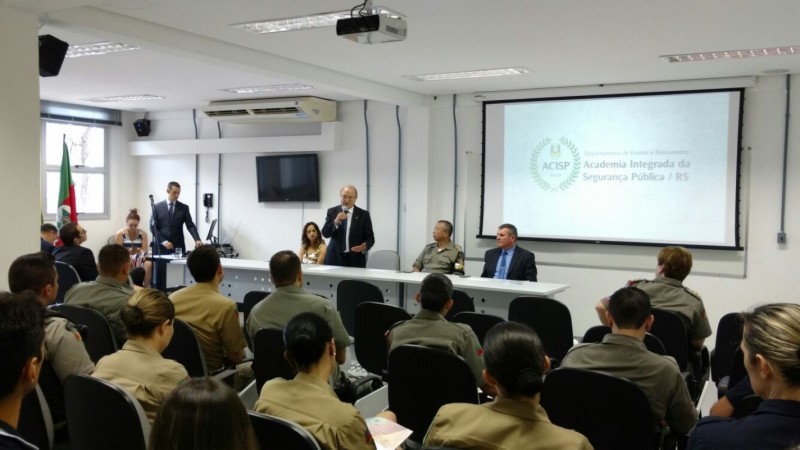 Curso capacita servidores para o co-gerenciamento da gestão da segurança local.