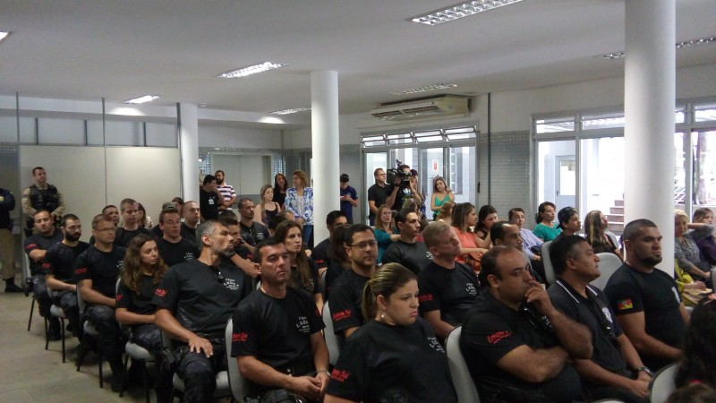 Os agentes integraram a primeira turma do “Curso de Operações Especiais em Escolta Prisional” e a 5ª edição do “Curso de Escolta Prisional”