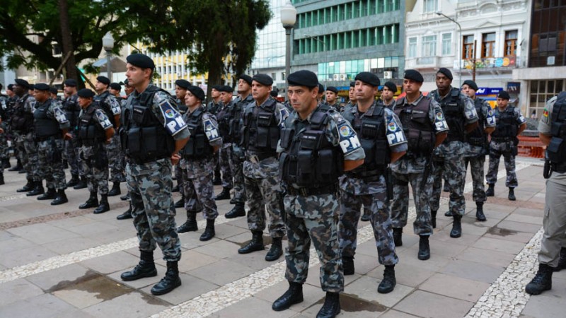 A ação tem início em Porto Alegre e o foco principal em ataques à agências bancárias, roubo e furto de veículos, homicídios, latrocínios, desarmamento, combate ao narcotráfico e roubo em geral