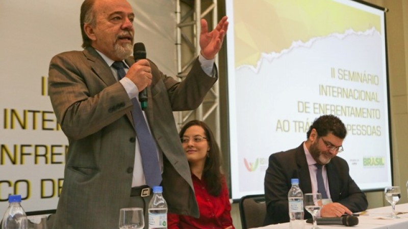 Michels afirmou que é fundamental inserir o tema do enfrentamento do tráfico de pessoas nas políticas de Estado