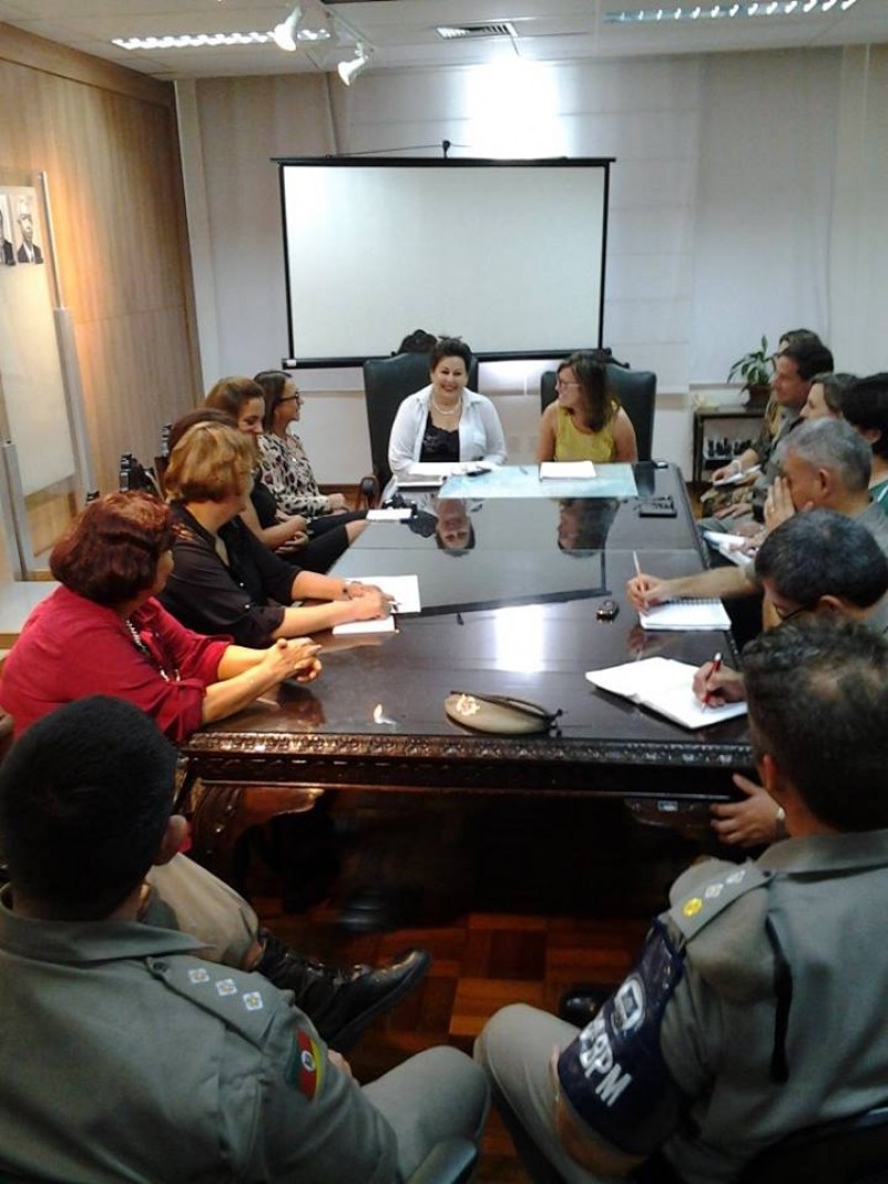 Curso deve começar em agosto para mulheres dos Territórios de Paz