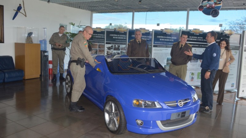 Durante o encontro, a BM pode conhecer os novos modelos criados pela General Motors