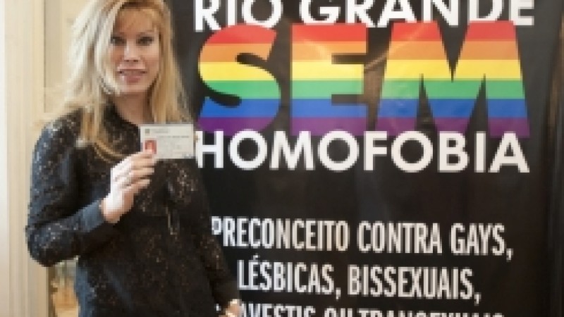 Governo lançou a Carteira de Nome Social para garantir a cidadania de travestis e transexuais