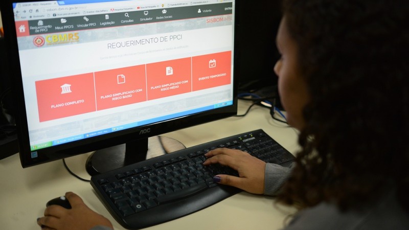 O Sisbom também passou a aceitar requerimentos de PSPCI para risco médio de carga de incêndio.