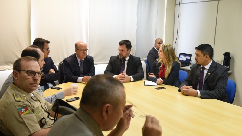 o MJSP propõe o compartilhamento de informações através da nova interface do Sistema Nacional de Informações de Segurança Pública (Sinesp)