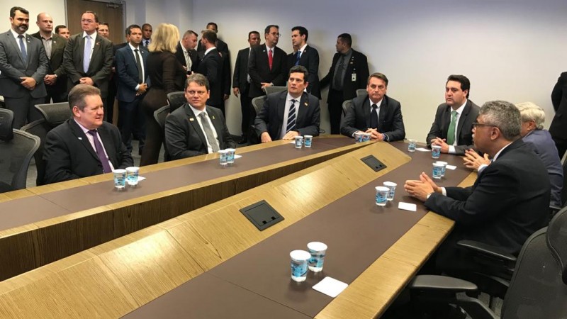 Mesa reuniões com o vice-governador do RS, Ranolfo Vieira Júnior, o Presidente da República, Jair Bolsonaro, e o ministro da Justiça e da Segurança Pública, Sergio Moro, além de outras autoridades.
