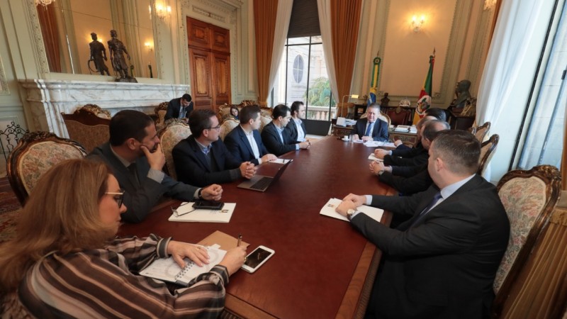 O governador em exercício Ranolfo Vieira Júnior recebeu representantes do Instituto Cultural Floresta (ICF) para debater o tema
