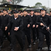 Agentes da Susepe marcham durante o Desfile de 7º de setembro em Porto Alegre.