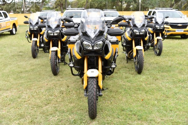 São 23 veículos Chevrolet S10 e 12 motocicletas Yamaha XT1200 Super Teneré que somam investimento de R$ 4,5 milhões realizado pelo governo do Estado