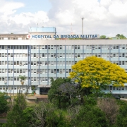 Fachada do Hospital da Brigada Militar em Porto Alegre
