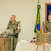 Comandante do 1º RPMon, coronel Cleberson Bastianello, na solenidade de reinauguração do prédio restaurado. 