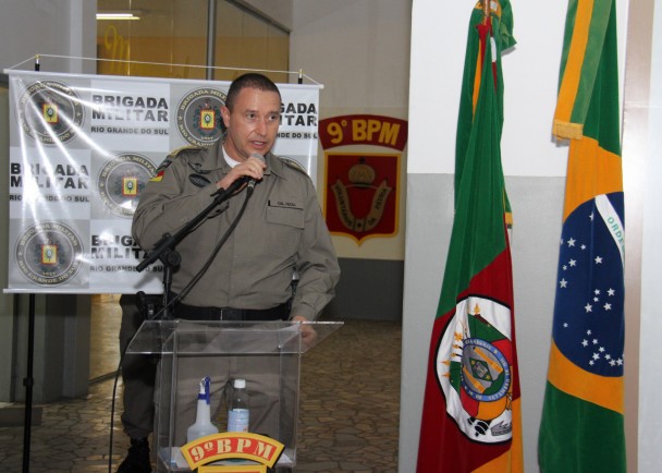 O subcomandante-geral da BM, coronel Claudio dos Santos Feoli discursando na cerimônia