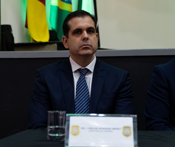 Na foto o Delegado Carlos Henrique Braga Wendt, diretor do Departamento Estadual de Investigações do Narcotráfico (Denarc)