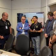 Governador visitou a central de monitoramento montada para acompanhar o pleito 