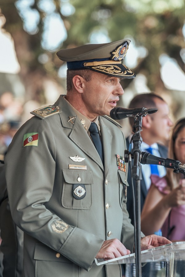 Comandante-geral da BM coronel Cláudio dos Santos Feoli