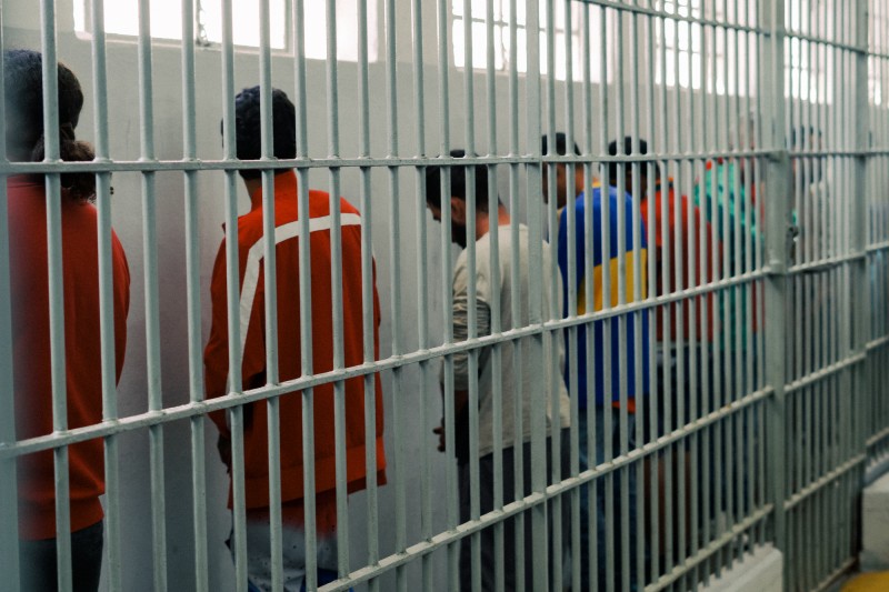 Na segunda etapa de desocupação da Cadeia Pública, foram removidos detentos de duas galerias