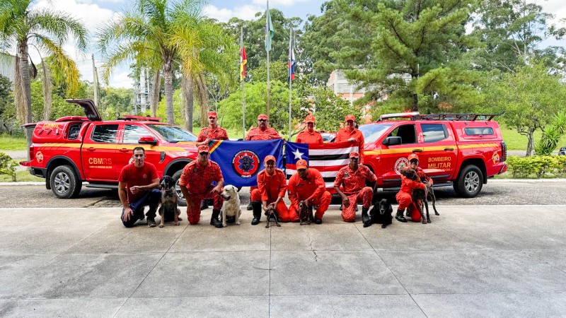 Na imagem, a comitiva do Maranh&atilde;o