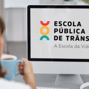 Card site Escola